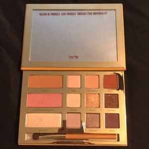 TARTE GRAVEYARDGIRL SWAMP QUEEN palette